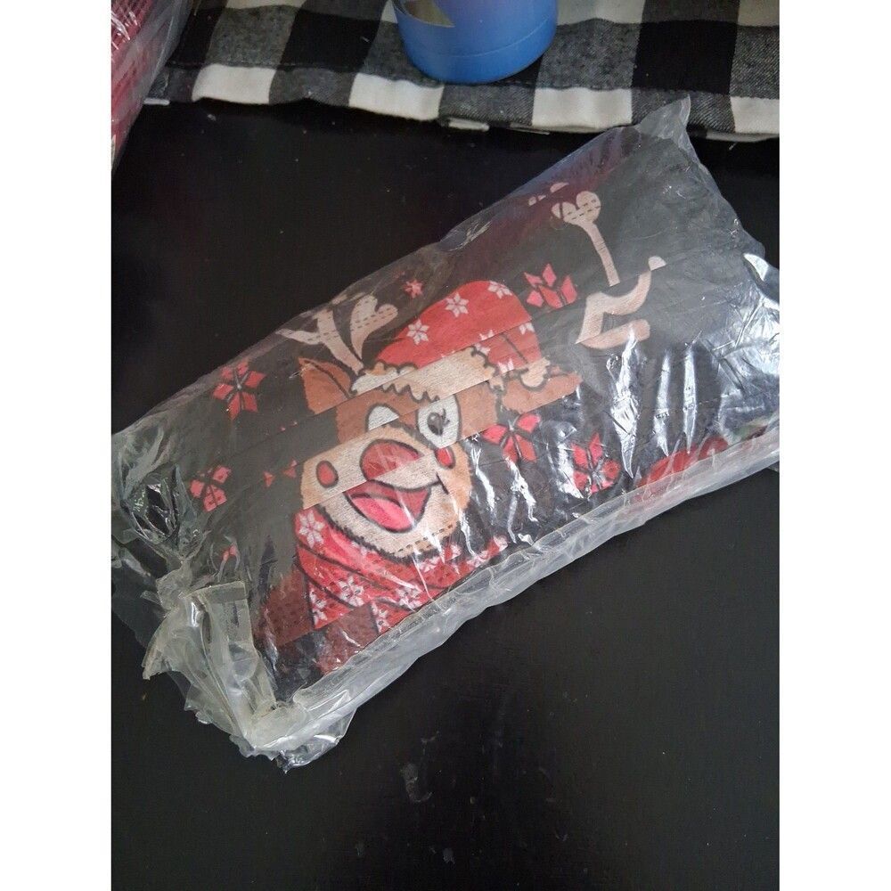 Face Mask Adult Christmas Reindeer Santa 39 Pieces NWT